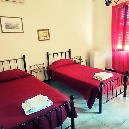 Casa Gato Gordo Bed & Breakfast Assemini Exterior photo